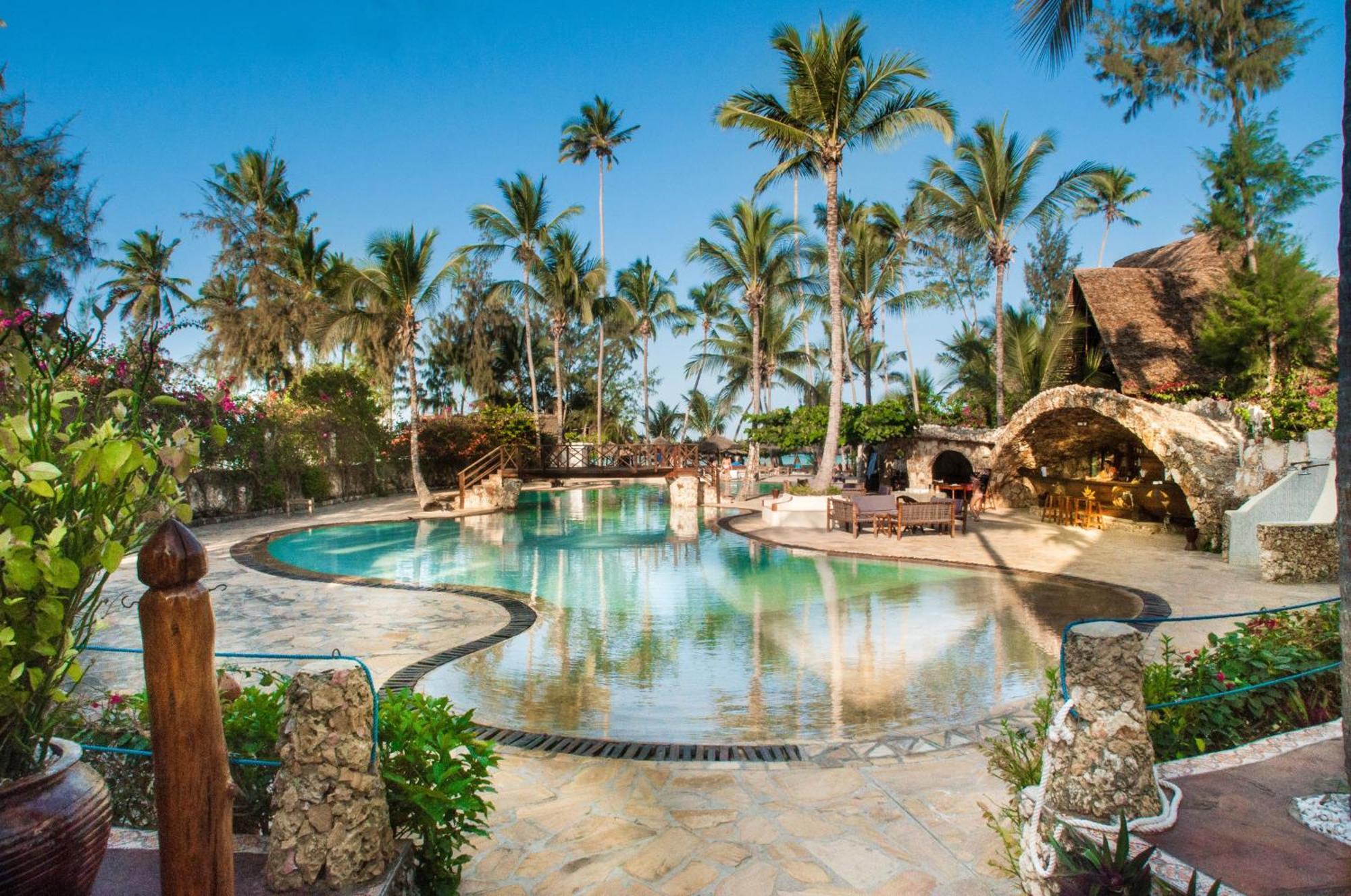 Jaz Amaluna Beach Resort - Adults Only 16 Years Plus Zanzibar Bagian luar foto